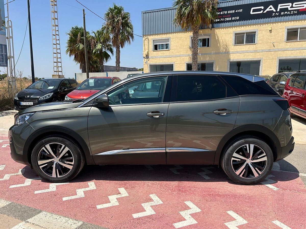 PEUGEOT 3008 ALLURE 1.2 E-THP AUTO SPANISH LHD IN SPAIN 95000 MILES SUPERB 2018